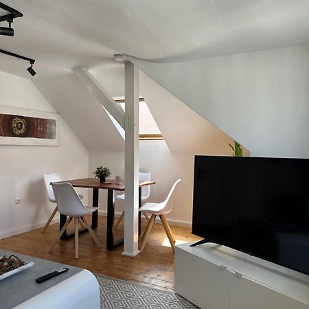 Schoenes City-Apartment Mit 2 Schlafzimmer, Parkplatz, Ruhig Und Hell, D46-Dg Oldenburg Exteriér fotografie